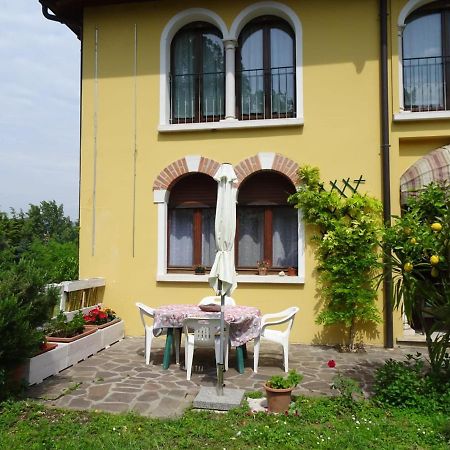 Appartamento Verdi Colline Moniga del Garda Exterior foto